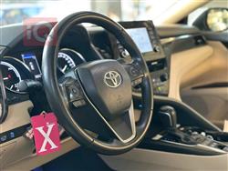 تۆیۆتا کامری